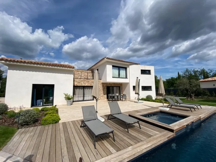 Comment faire une extension de maison en parpaing ?, Fayence, GHAFFARI Rénovation