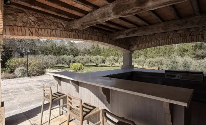 Pose de cuisine extérieur , Fayence, GHAFFARI Rénovation